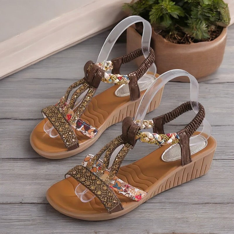 ÉtéChic - Comfortable and Casual Beach Sandals with Durable Sole