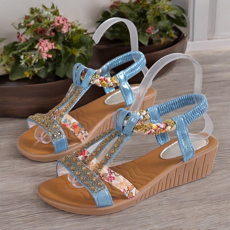 ÉtéChic - Comfortable and Casual Beach Sandals with Durable Sole