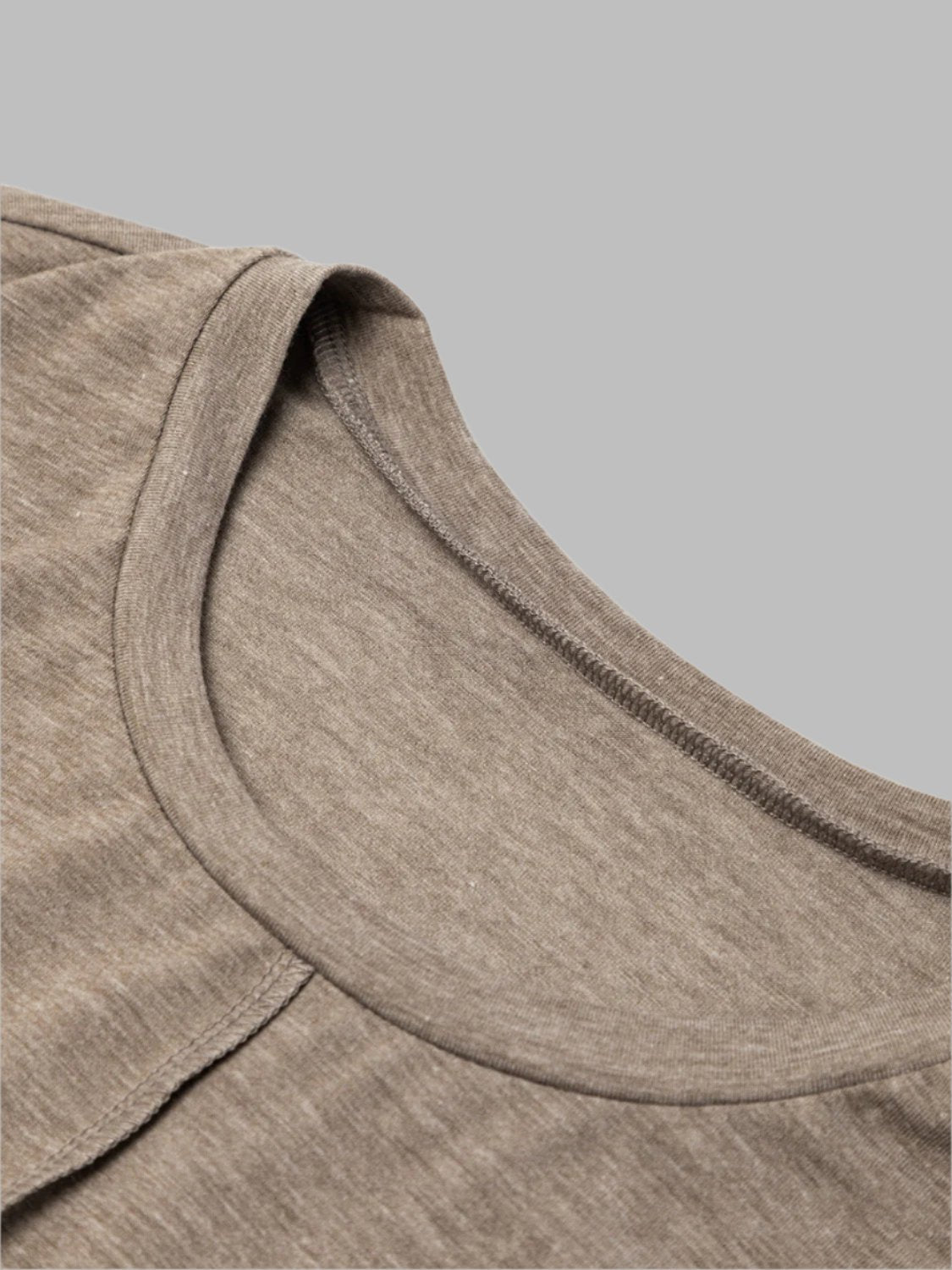 Mini Dress with Round Neck and Visible Seams - Casual Elegance and Comfort
