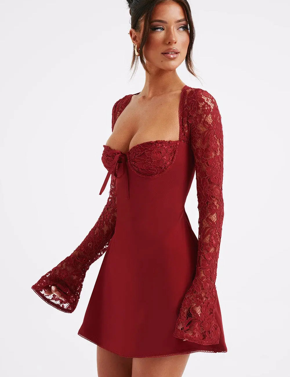 Lace Sleeve Mini Jurk Lovestylo