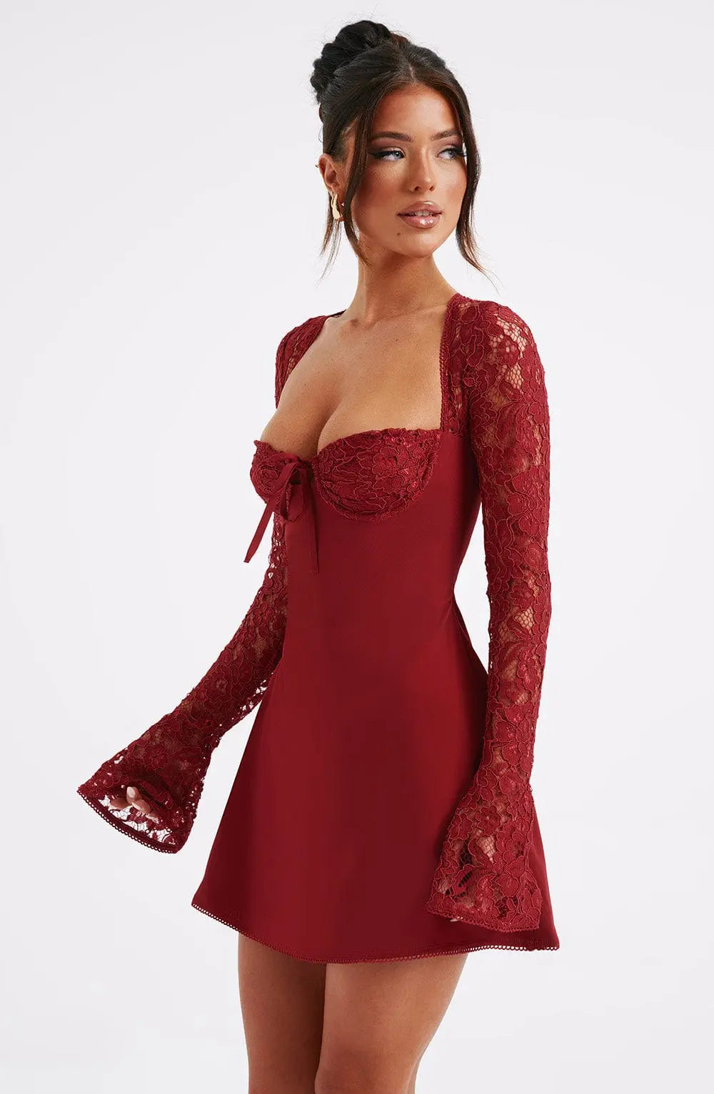 Lace Sleeve Mini Jurk Lovestylo