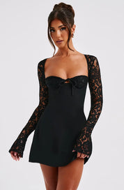 Lace Sleeve Mini Jurk Lovestylo