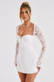 Lace Sleeve Mini Jurk Lovestylo