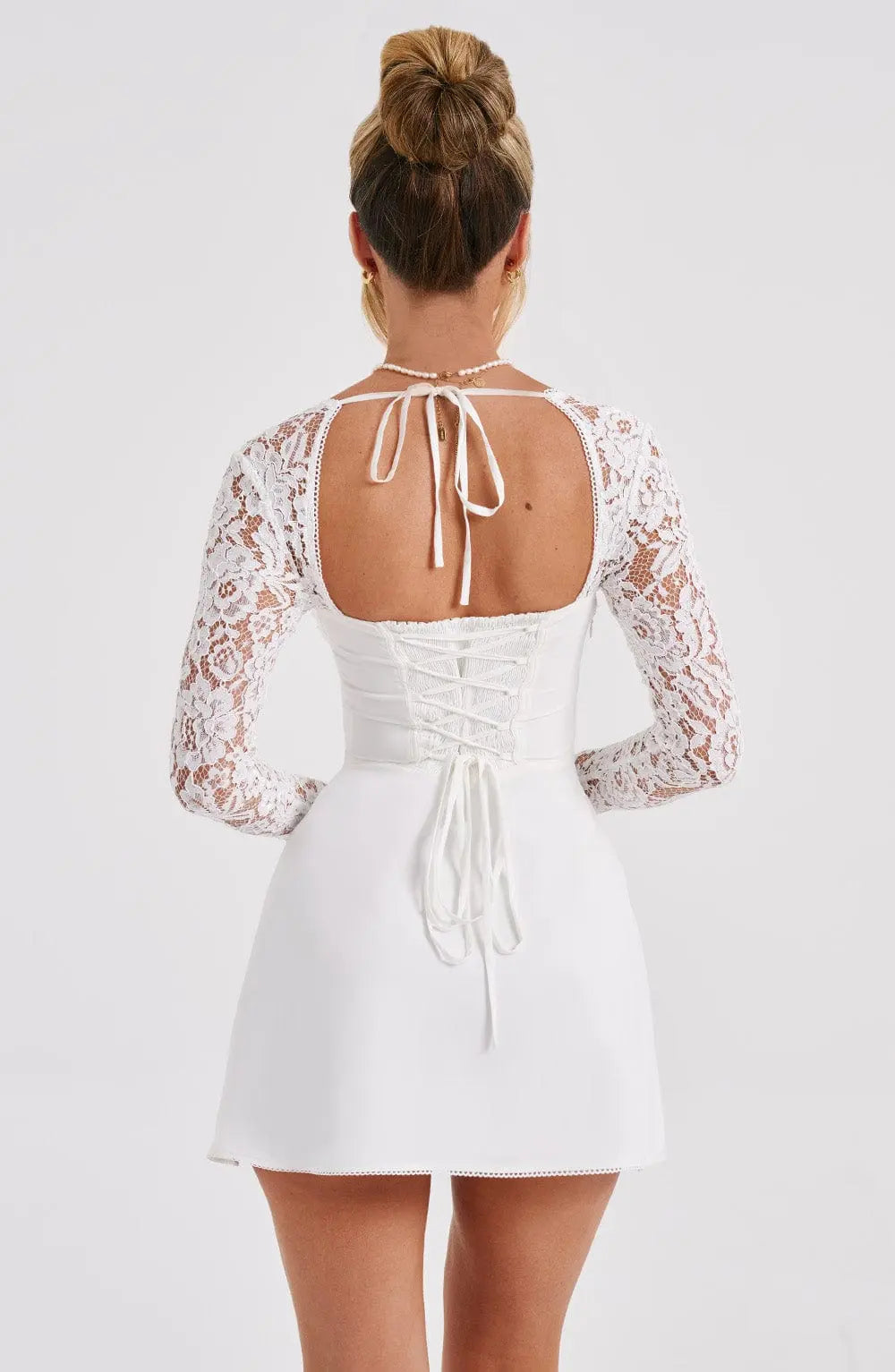 Lace Sleeve Mini Jurk Lovestylo