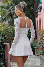 Lace Sleeve Mini Jurk Lovestylo