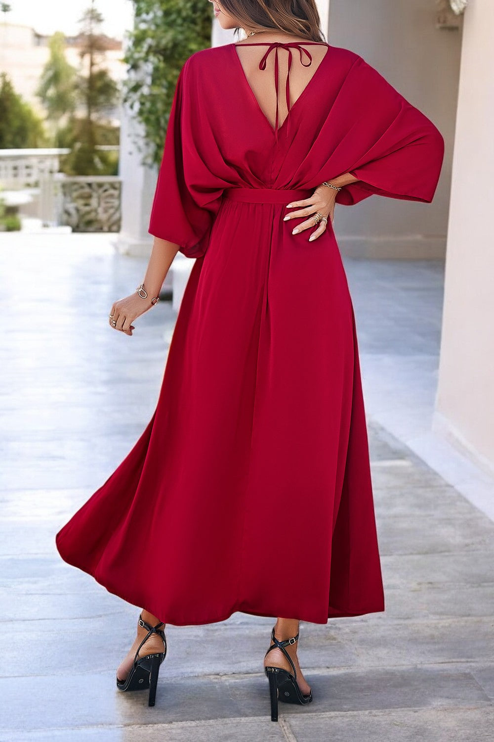 Summer Dress with Ties and V-Neck Split Coastal Charm - Light and Elegant