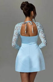 Satijnen Mini Jurk Dames – Met Kant & Lange Mouwen Lovestylo